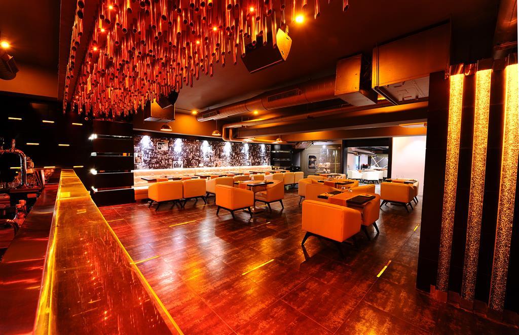 Hotel Golden Tulip Amritsar Restauracja zdjęcie